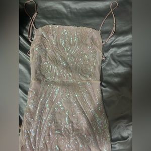 Lucy in the Sky strappy Dress in Pink